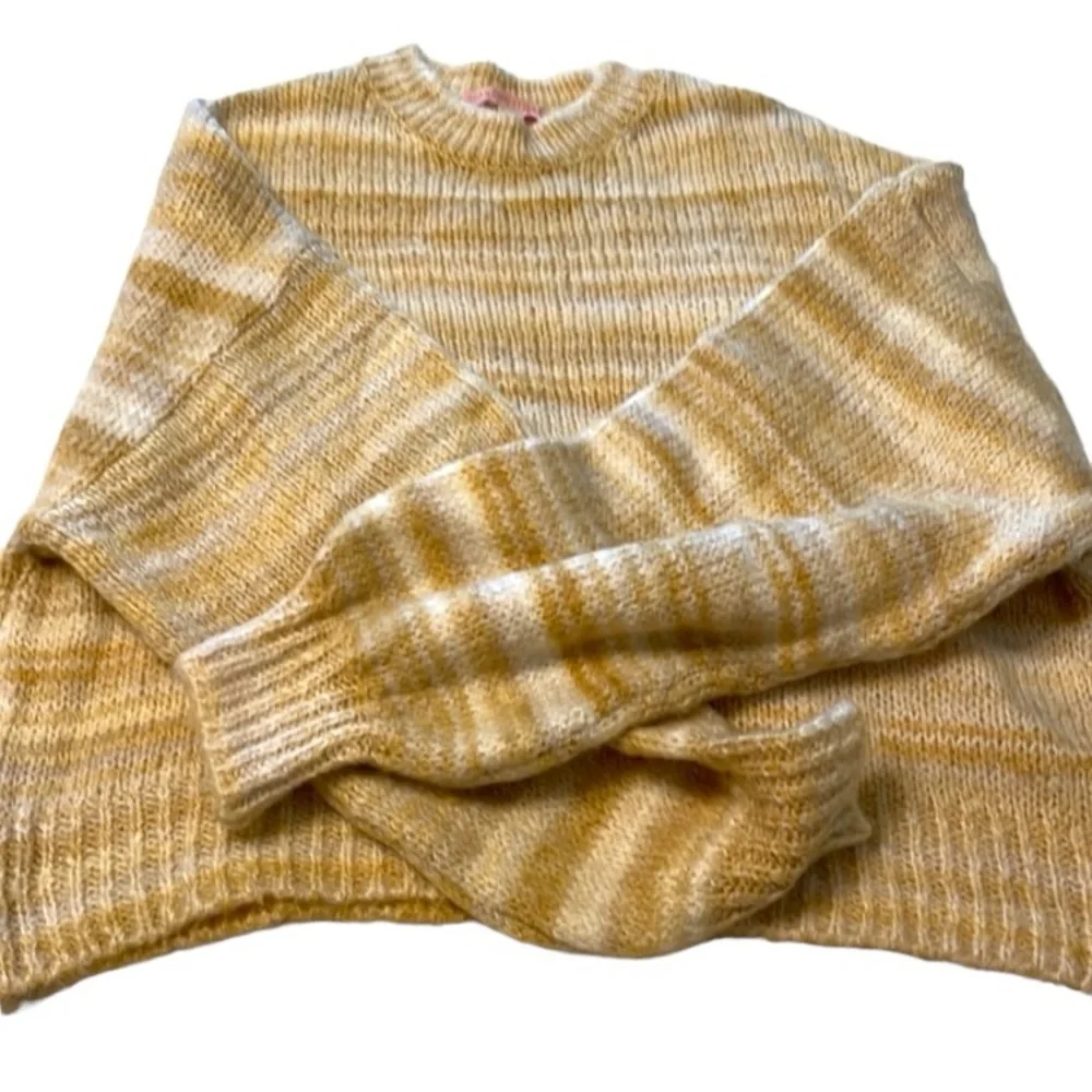 URBAN OUTFITTERS Cozy Cropped Bubble Sleeve Oversized Sweater sz L - Picture 2 of 8